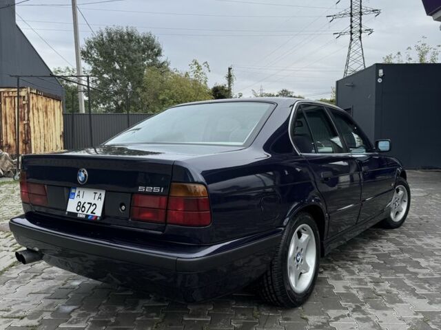 Синий БМВ 5 Серия, объемом двигателя 2 л и пробегом 490 тыс. км за 4300 $, фото 1 на Automoto.ua