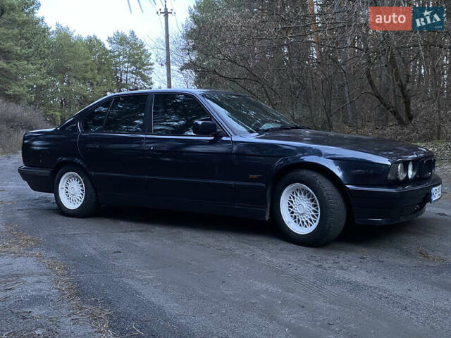 Синий БМВ 5 Серия, объемом двигателя 2 л и пробегом 362 тыс. км за 4100 $, фото 2 на Automoto.ua