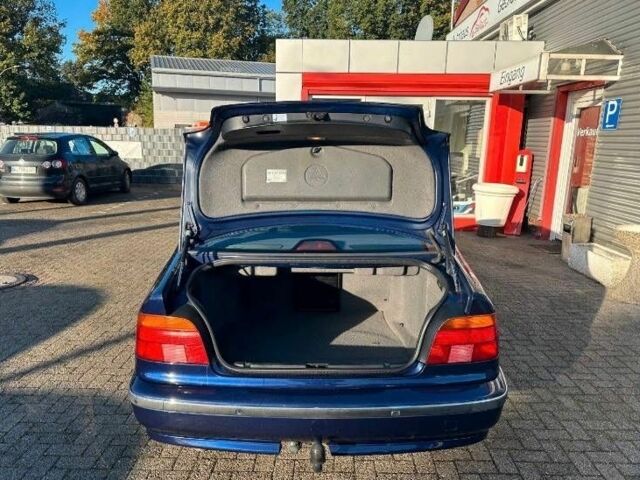 Синій БМВ 5 Серія, об'ємом двигуна 2.8 л та пробігом 270 тис. км за 2700 $, фото 2 на Automoto.ua