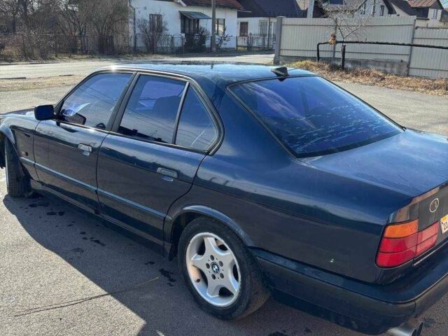 Синий БМВ 5 Серия, объемом двигателя 1.8 л и пробегом 444 тыс. км за 1699 $, фото 2 на Automoto.ua