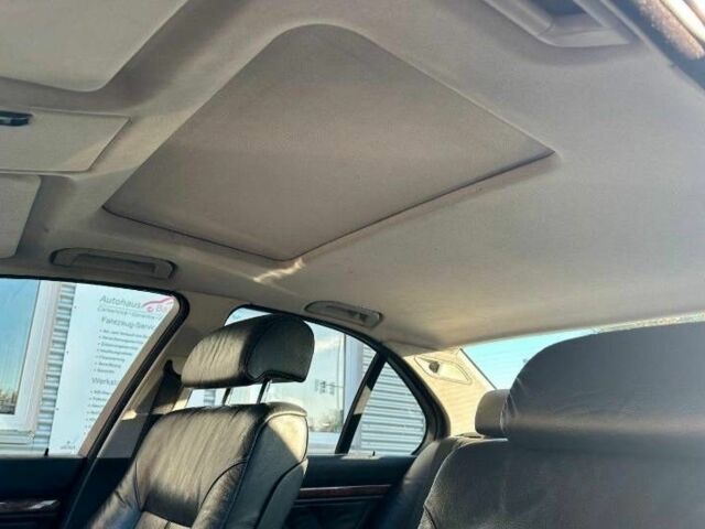 Синій БМВ 5 Серія, об'ємом двигуна 2.8 л та пробігом 270 тис. км за 2700 $, фото 6 на Automoto.ua