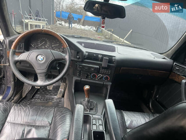 Синий БМВ 5 Серия, объемом двигателя 2.5 л и пробегом 552 тыс. км за 3500 $, фото 9 на Automoto.ua