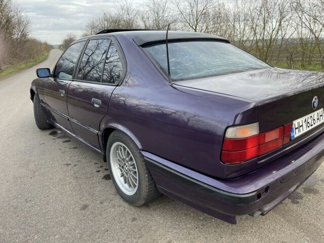 Синий БМВ 5 Серия, объемом двигателя 2.5 л и пробегом 111 тыс. км за 3200 $, фото 3 на Automoto.ua