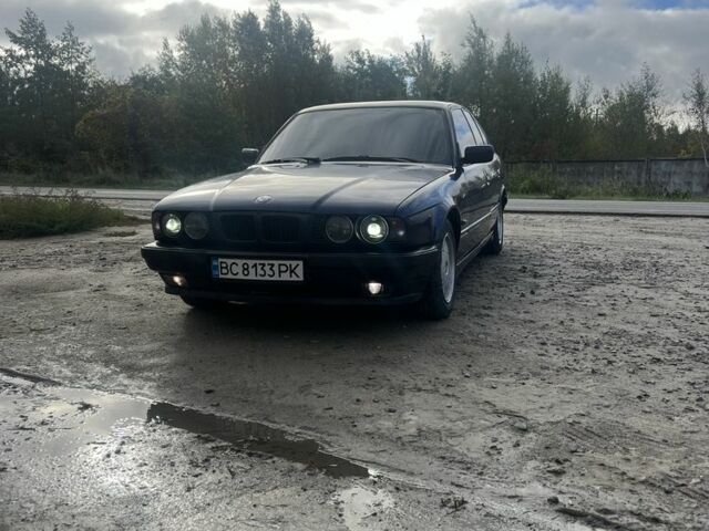 Синій БМВ 5 Серія, об'ємом двигуна 2.5 л та пробігом 550 тис. км за 2700 $, фото 4 на Automoto.ua