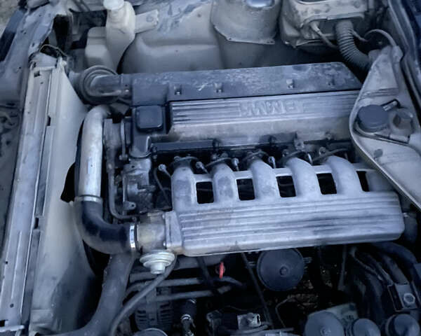 Синий БМВ 5 Серия, объемом двигателя 2.5 л и пробегом 469 тыс. км за 2499 $, фото 10 на Automoto.ua