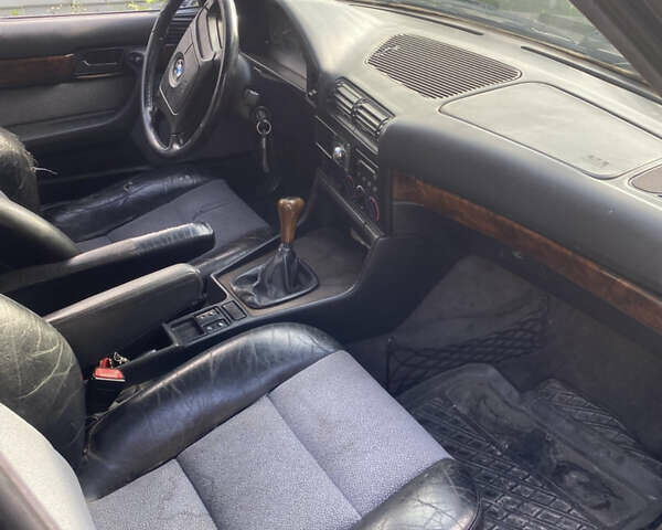 Синий БМВ 5 Серия, объемом двигателя 2.5 л и пробегом 470 тыс. км за 3000 $, фото 8 на Automoto.ua