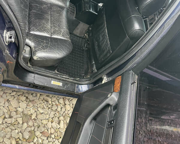 Синий БМВ 5 Серия, объемом двигателя 2.5 л и пробегом 552 тыс. км за 3500 $, фото 10 на Automoto.ua