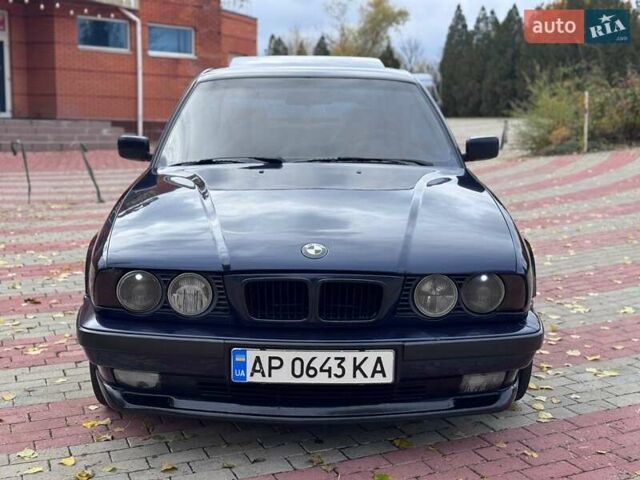 Синий БМВ 5 Серия, объемом двигателя 2 л и пробегом 420 тыс. км за 3500 $, фото 1 на Automoto.ua