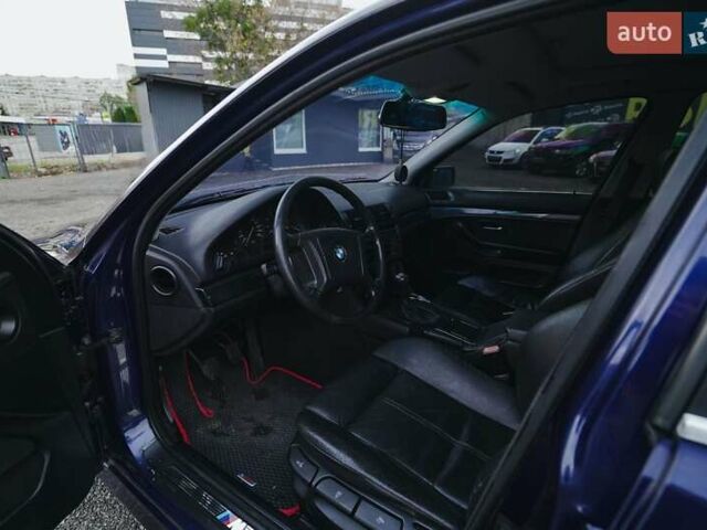 Синий БМВ 5 Серия, объемом двигателя 2.8 л и пробегом 332 тыс. км за 4150 $, фото 10 на Automoto.ua
