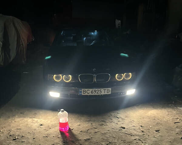 Синий БМВ 5 Серия, объемом двигателя 2 л и пробегом 405 тыс. км за 4999 $, фото 22 на Automoto.ua