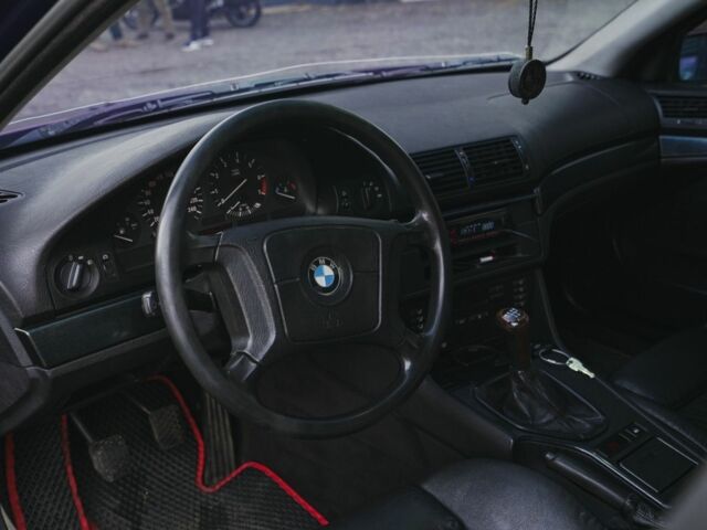 Синий БМВ 5 Серия, объемом двигателя 2.8 л и пробегом 332 тыс. км за 4350 $, фото 6 на Automoto.ua