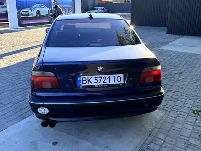 Синий БМВ 5 Серия, объемом двигателя 2.8 л и пробегом 410 тыс. км за 2500 $, фото 2 на Automoto.ua