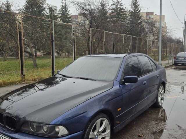 Синий БМВ 5 Серия, объемом двигателя 4.4 л и пробегом 380 тыс. км за 4444 $, фото 3 на Automoto.ua