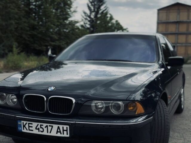 Синий БМВ 5 Серия, объемом двигателя 2 л и пробегом 400 тыс. км за 5500 $, фото 1 на Automoto.ua