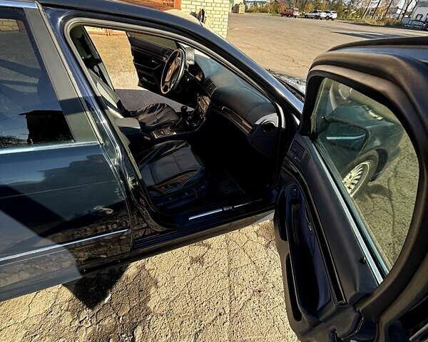 Синій БМВ 5 Серія, об'ємом двигуна 2.8 л та пробігом 350 тис. км за 3750 $, фото 7 на Automoto.ua