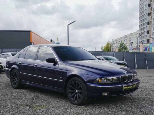 Синий БМВ 5 Серия, объемом двигателя 2.8 л и пробегом 332 тыс. км за 4350 $, фото 2 на Automoto.ua