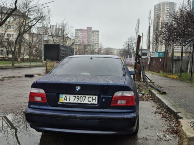 Синий БМВ 5 Серия, объемом двигателя 4.4 л и пробегом 380 тыс. км за 4444 $, фото 5 на Automoto.ua