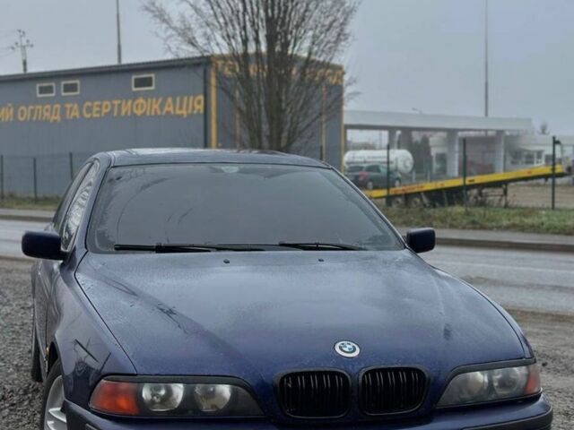 Синій БМВ 5 Серія, об'ємом двигуна 2 л та пробігом 3 тис. км за 3999 $, фото 3 на Automoto.ua