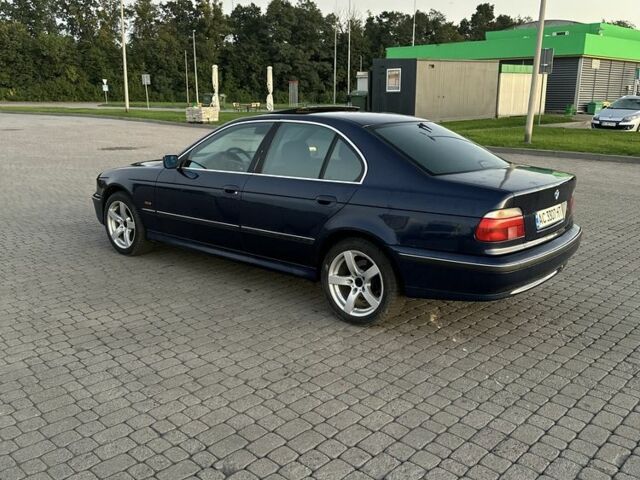 Синий БМВ 5 Серия, объемом двигателя 2.5 л и пробегом 450 тыс. км за 3699 $, фото 3 на Automoto.ua