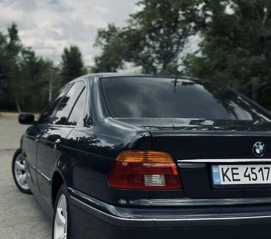 Синий БМВ 5 Серия, объемом двигателя 2 л и пробегом 400 тыс. км за 5500 $, фото 2 на Automoto.ua