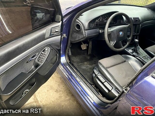 Синий БМВ 5 Серия, объемом двигателя 2.8 л и пробегом 410 тыс. км за 2500 $, фото 4 на Automoto.ua