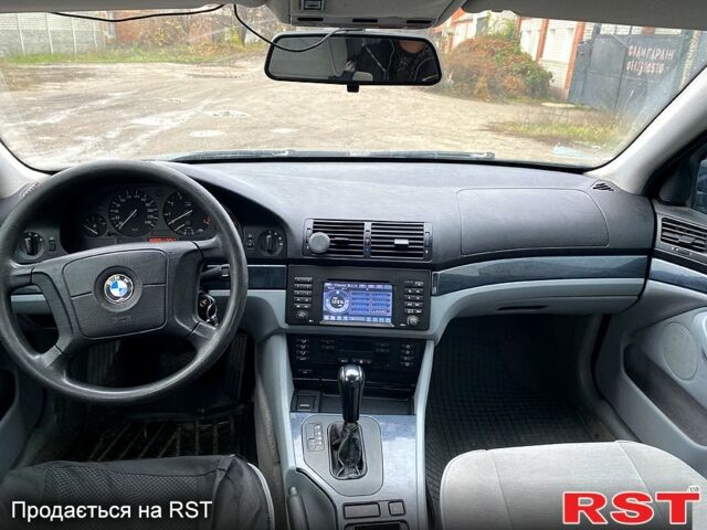 Синий БМВ 5 Серия, объемом двигателя 2 л и пробегом 350 тыс. км за 3000 $, фото 3 на Automoto.ua