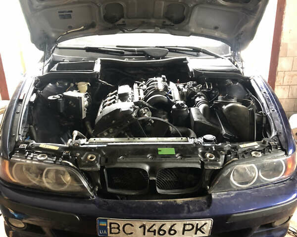 Синий БМВ 5 Серия, объемом двигателя 2.49 л и пробегом 380 тыс. км за 4500 $, фото 2 на Automoto.ua