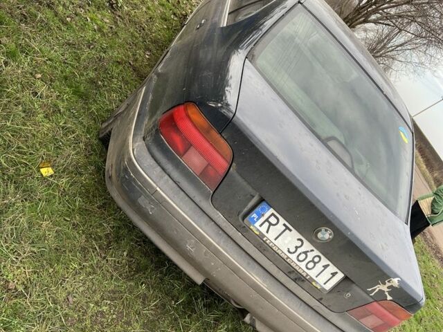 Синий БМВ 5 Серия, объемом двигателя 2.8 л и пробегом 300 тыс. км за 2900 $, фото 3 на Automoto.ua