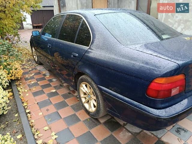 Синий БМВ 5 Серия, объемом двигателя 2 л и пробегом 365 тыс. км за 4300 $, фото 5 на Automoto.ua