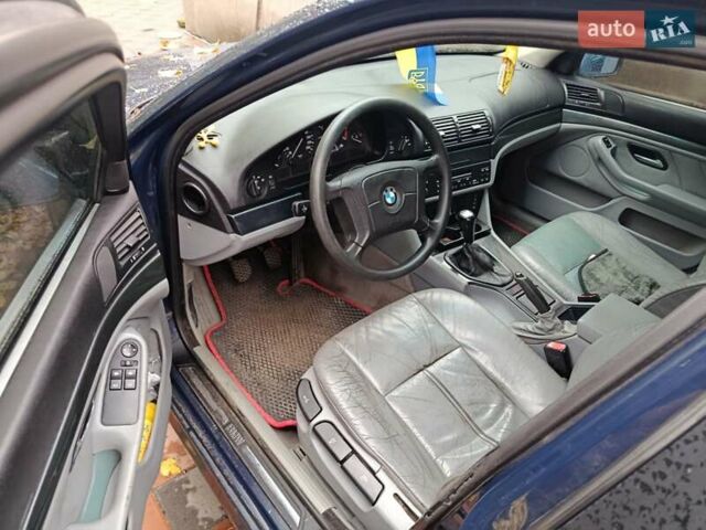 Синий БМВ 5 Серия, объемом двигателя 2 л и пробегом 365 тыс. км за 4300 $, фото 7 на Automoto.ua