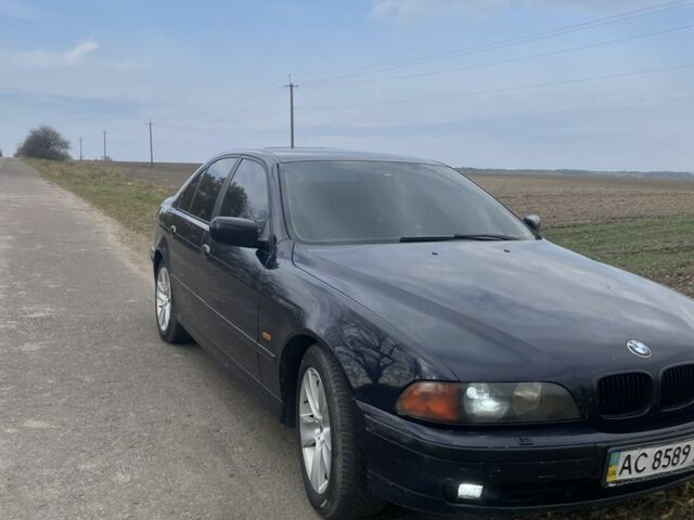 Синій БМВ 5 Серія, об'ємом двигуна 2 л та пробігом 3 тис. км за 4000 $, фото 1 на Automoto.ua