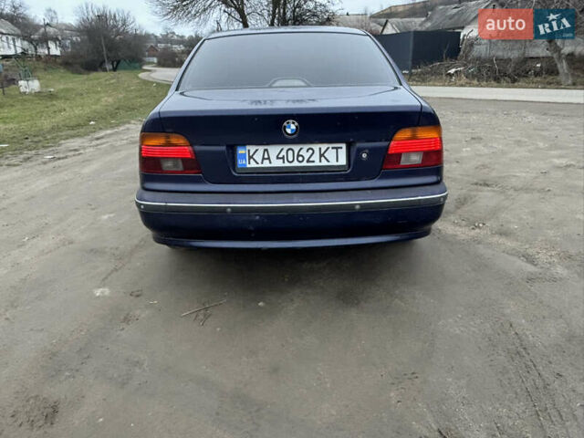 Синій БМВ 5 Серія, об'ємом двигуна 2.8 л та пробігом 347 тис. км за 4600 $, фото 2 на Automoto.ua