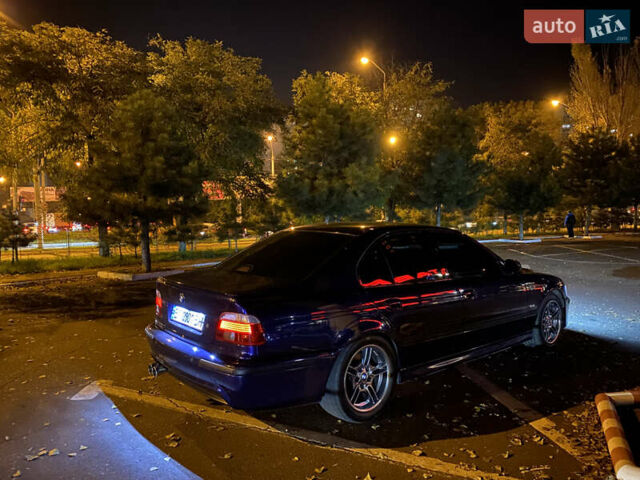 Синий БМВ 5 Серия, объемом двигателя 2.8 л и пробегом 350 тыс. км за 9000 $, фото 17 на Automoto.ua