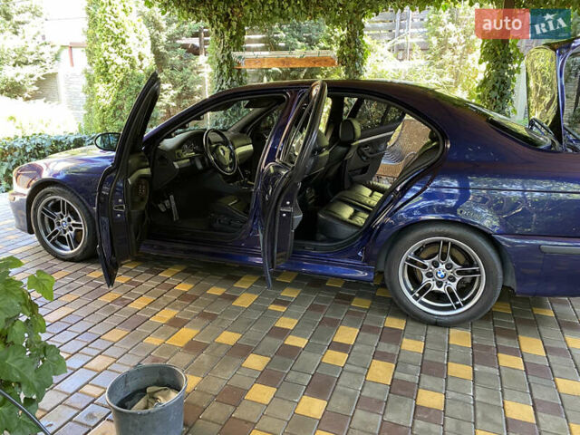 Синий БМВ 5 Серия, объемом двигателя 2.8 л и пробегом 350 тыс. км за 9000 $, фото 5 на Automoto.ua