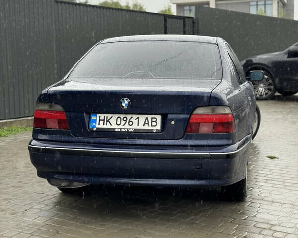 Синий БМВ 5 Серия, объемом двигателя 2.5 л и пробегом 307 тыс. км за 3100 $, фото 3 на Automoto.ua