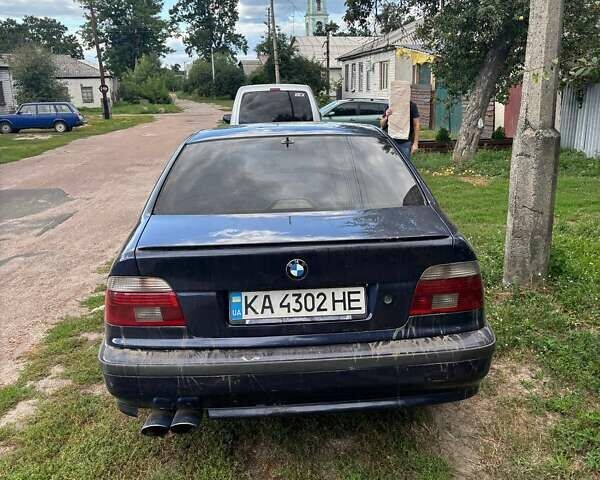 Синій БМВ 5 Серія, об'ємом двигуна 2.5 л та пробігом 315 тис. км за 3500 $, фото 7 на Automoto.ua