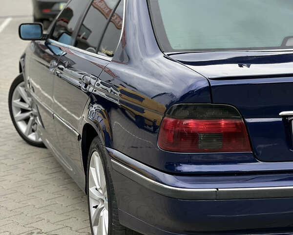 Синий БМВ 5 Серия, объемом двигателя 2.5 л и пробегом 447 тыс. км за 5800 $, фото 6 на Automoto.ua