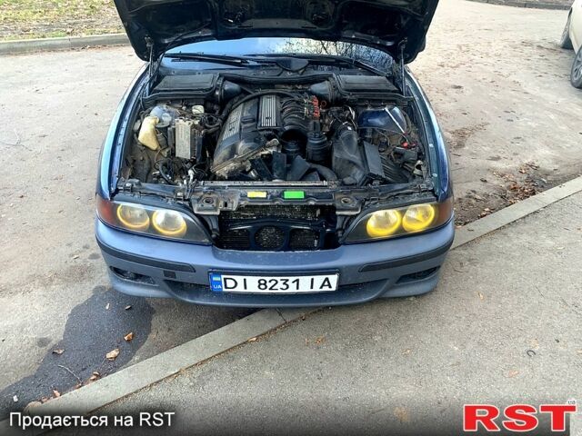 Синій БМВ 5 Серія, об'ємом двигуна 2.8 л та пробігом 327 тис. км за 3700 $, фото 6 на Automoto.ua