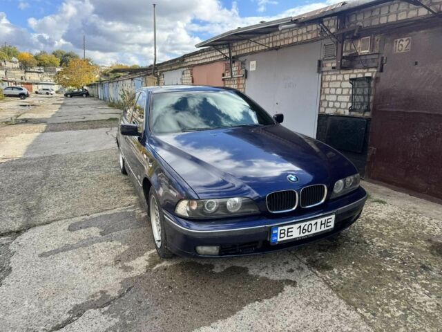 Синий БМВ 5 Серия, объемом двигателя 2.5 л и пробегом 320 тыс. км за 3550 $, фото 3 на Automoto.ua