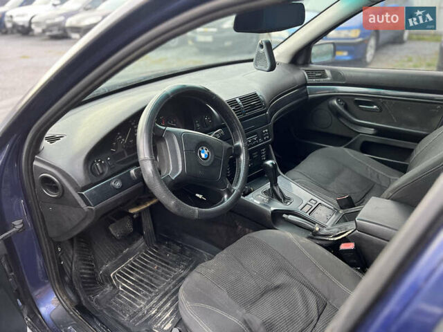 Синий БМВ 5 Серия, объемом двигателя 1.99 л и пробегом 401 тыс. км за 2650 $, фото 7 на Automoto.ua