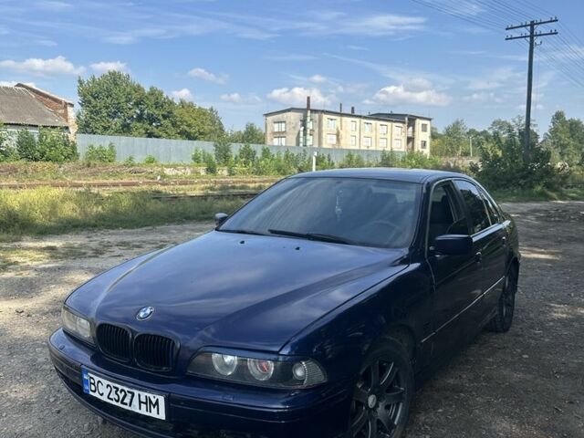 Синий БМВ 5 Серия, объемом двигателя 2 л и пробегом 350 тыс. км за 3100 $, фото 1 на Automoto.ua