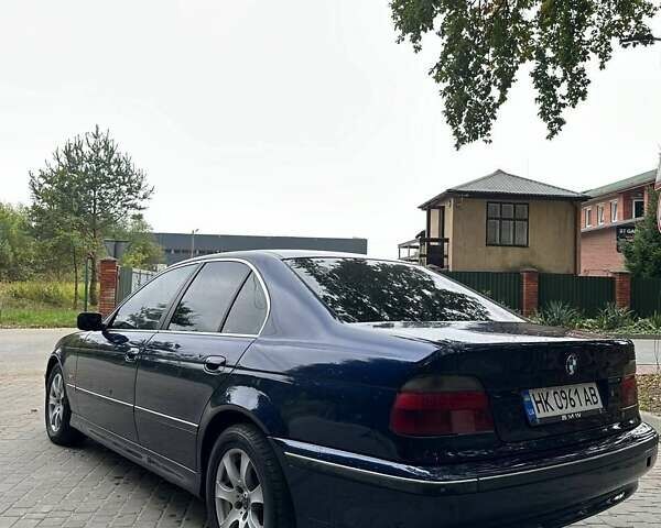 Синий БМВ 5 Серия, объемом двигателя 2.5 л и пробегом 308 тыс. км за 2650 $, фото 4 на Automoto.ua