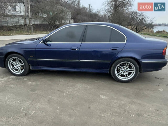Синій БМВ 5 Серія, об'ємом двигуна 2.8 л та пробігом 347 тис. км за 4600 $, фото 5 на Automoto.ua