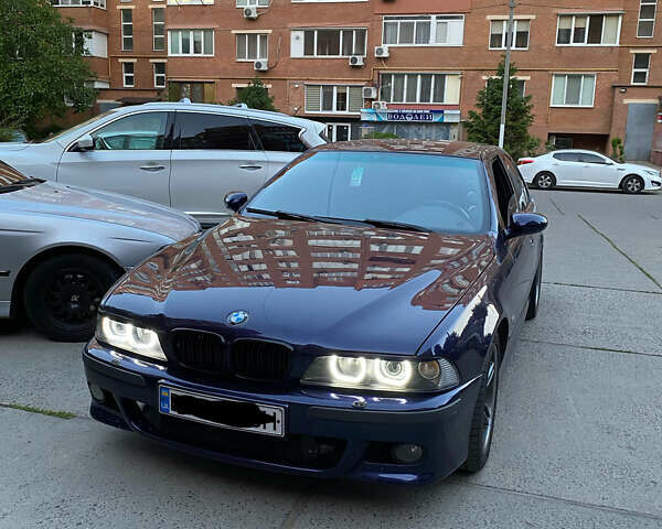 Синий БМВ 5 Серия, объемом двигателя 2.8 л и пробегом 350 тыс. км за 9000 $, фото 10 на Automoto.ua