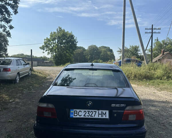 Синий БМВ 5 Серия, объемом двигателя 1.99 л и пробегом 350 тыс. км за 3000 $, фото 2 на Automoto.ua