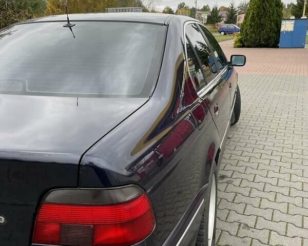 Синий БМВ 5 Серия, объемом двигателя 1.99 л и пробегом 382 тыс. км за 4300 $, фото 4 на Automoto.ua