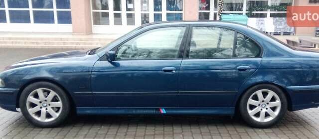 Синий БМВ 5 Серия, объемом двигателя 2.5 л и пробегом 353 тыс. км за 3500 $, фото 11 на Automoto.ua