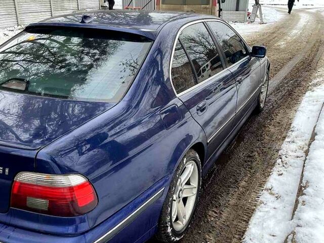Синий БМВ 5 Серия, объемом двигателя 3.5 л и пробегом 250 тыс. км за 5100 $, фото 4 на Automoto.ua