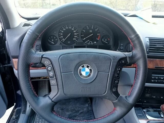 Синій БМВ 5 Серія, об'ємом двигуна 2.8 л та пробігом 400 тис. км за 5000 $, фото 10 на Automoto.ua