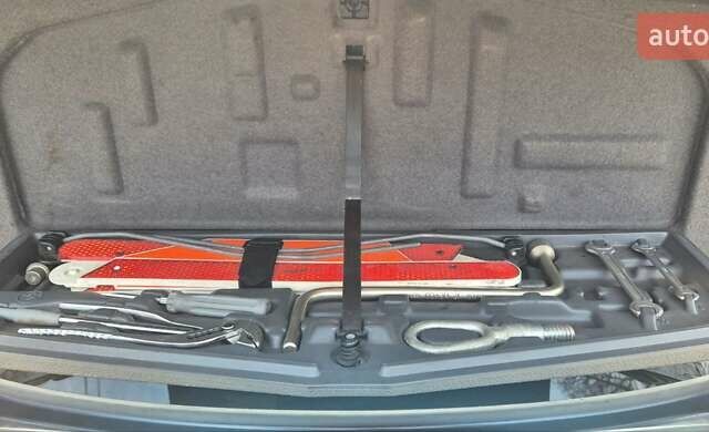 Синий БМВ 5 Серия, объемом двигателя 2.5 л и пробегом 400 тыс. км за 9000 $, фото 28 на Automoto.ua